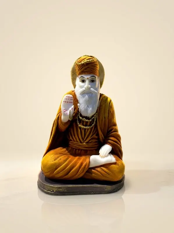 Guru Nanak Dev Ji Blessing Idol.